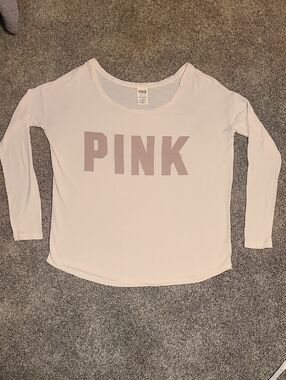 PINK Victoria's Secret Long Sleeve Scoop Neck Tee in Pale Blush